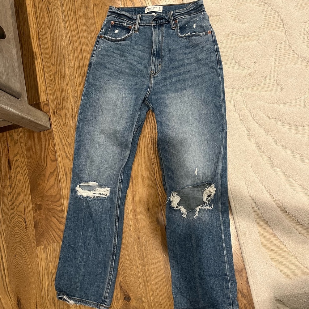 Abercrombie Ankle Straight Jeans